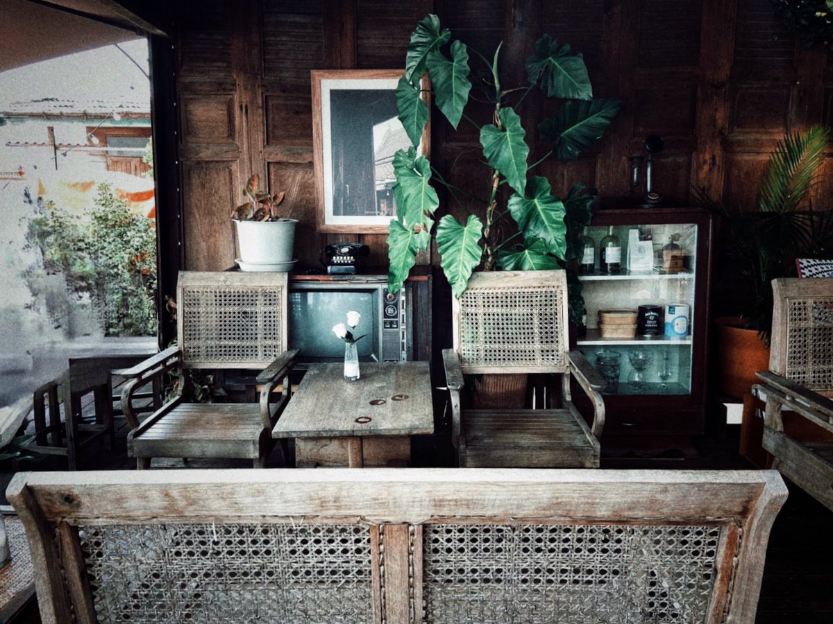YiNDii_ShutteR's tweet photo. กับสิ่งที่เกิดในแต่ล่ะวัน . . . 
ไม่ว่าจะเป็นเรื่องดีหรือเรื่องร้าย

       “ จ ง ยิ้ ม ” แม้จะต้อง “ ฝื น ยิ้ ม ” ในบางครั้ง

                             Have a nice day. https://t.co/BqJ0j6Y5qb