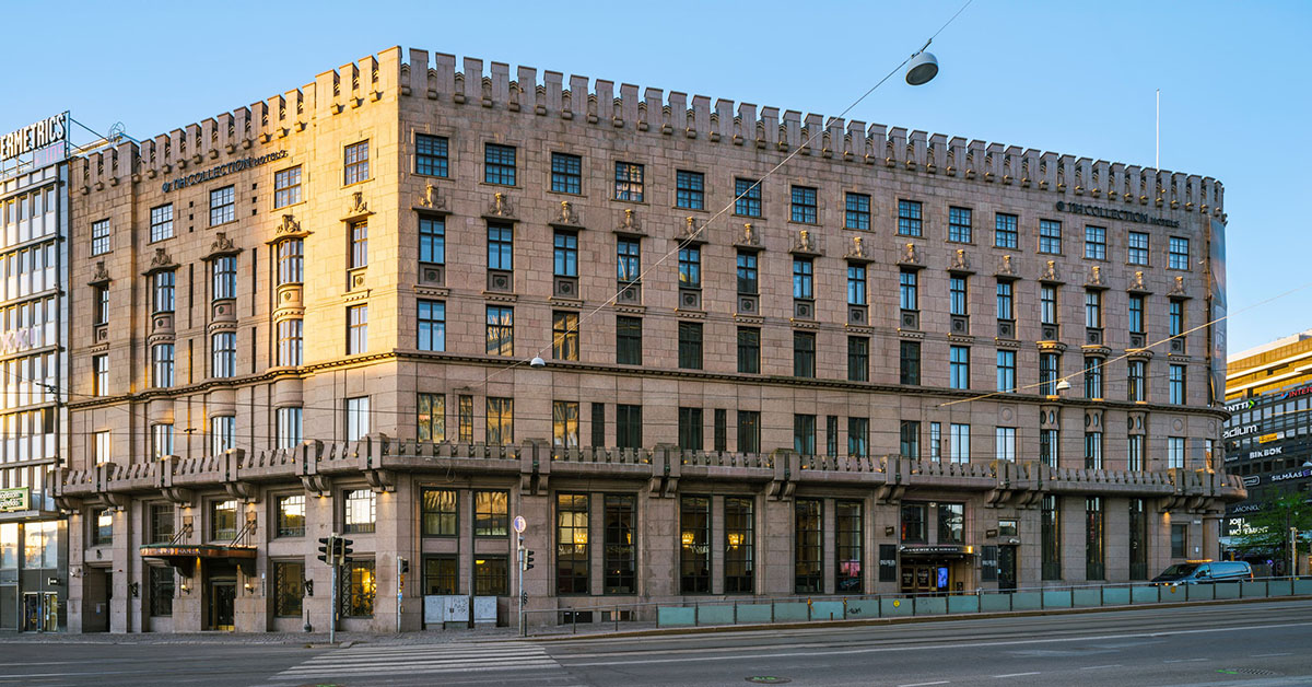 Jos kesä-Helsinki kutsuu, tässä menovinkkimme 👇Upea uusi NH Collection #GrandHansa-hotelli, joka peruskorjauksessa saimme olla mukana 😍. Upea lopputulos eli #porukallaparasta <a href="/YlvaHelsinki/">Ylva</a>, <a href="/SkanskaFinland/">Skanska Finland</a>, #ArcoArchitectureCompany, #CarolaRytsöläOy!

#rakennesuunnittelu