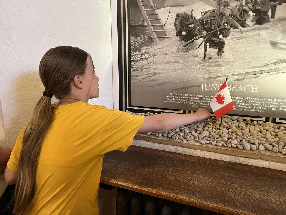 ShottermillJrs's tweet photo. This week we have marked the D-Day 80th Anniversary with special assemblies. Yr 6 visited the exhibitions at St Christopher’s Church and talked with military experts before placing a remembrance cross on ‘Gold’ and ‘Juno’ landing beaches created in the church. #RememberingDDay https://t.co/0dIKA8hJV2