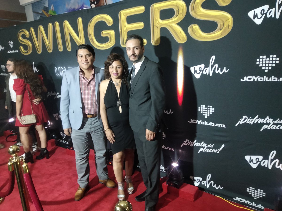No estoy tan gordo como me veo ahí, una noche especial con el equipo #joyce muchos amigos que se convierten en familia <a href="/jardindeadultos/">@jardindeadultos</a> <a href="/LupitaRomaSw/">CLUB LUPITA ROMA SW</a> <a href="/TonyRoma91/">Toño Roma</a> y muchos más, gracias por una gran noche 

Busque la serie SWINGERS en <a href="/joyce/">joyce kim</a>