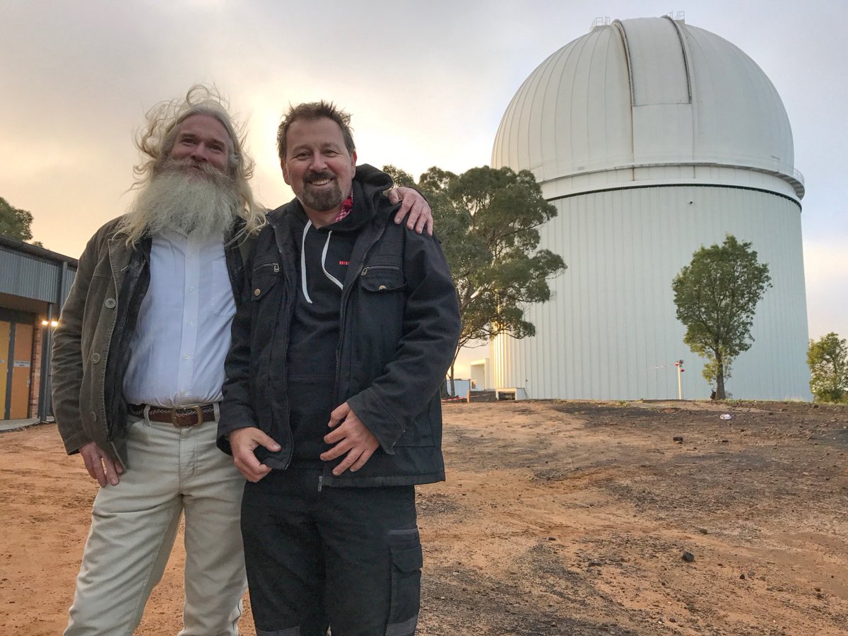 AaranJCreece's tweet photo. Itβs with great sadness that I share this image of Greg Quicke aka #spacegandalf at #sidingspringobservatory in 2017 during the #BBC production of #stargazinglive. What a warm generous human being he was. A truly bright cosmic light has gone out. ValΓ© Greg U will B missed πππ https://t.co/Xm84CtXWAw