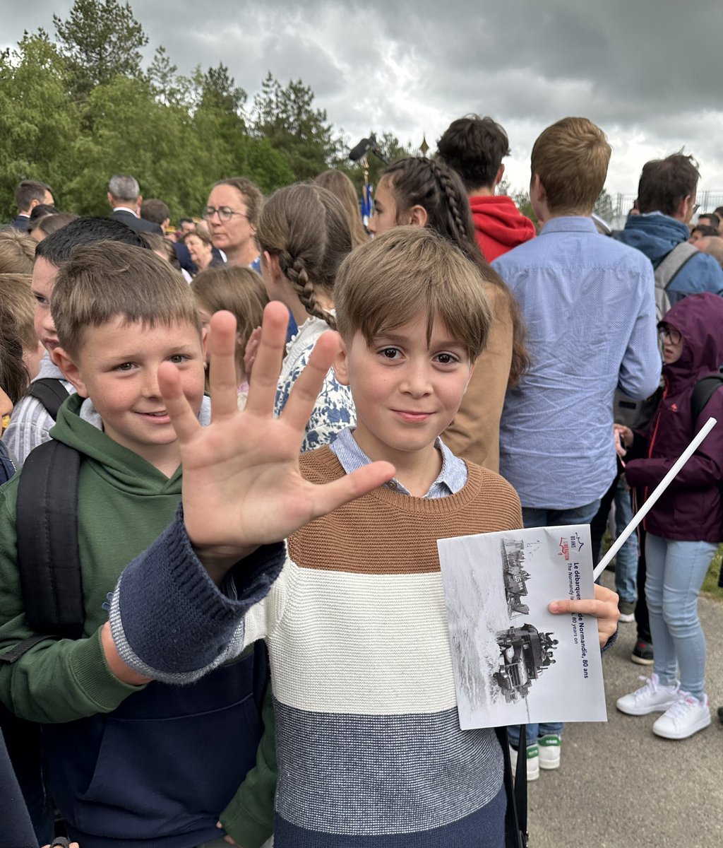 Un moment exceptionnel partagé avec 500 élèves de notre belle <a href="/acrennes/">Académie de Rennes</a> ! Émotion, mémoire, histoire.