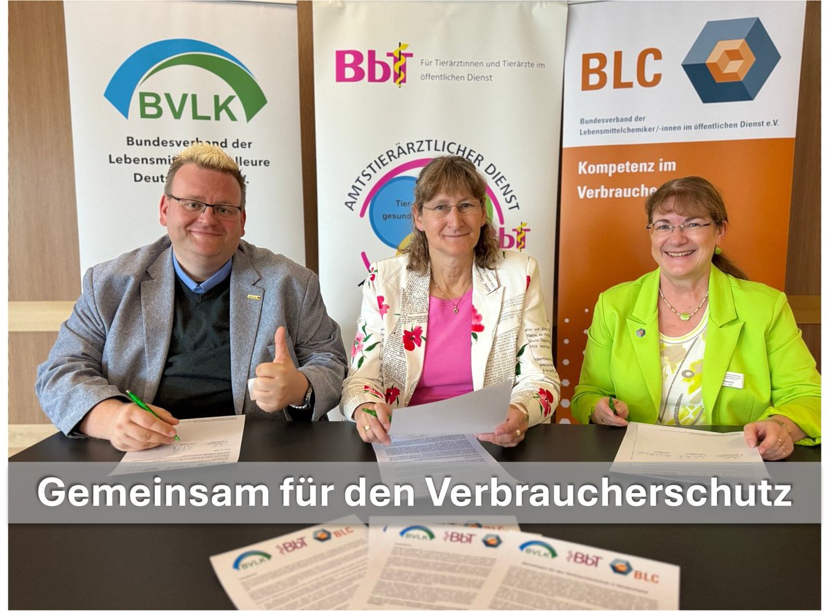 Positionspapier: Gemeinsam für den Verbraucherschutz in Deutschland

Internationaler Tag der Lebensmittelsicherheit - Die drei maßgeblich am gesundheitlichen Verbraucherschutz beteiligten Verbände unterzeichnen gemeinsames Positionspapier bvlk.de/news/hamburger…