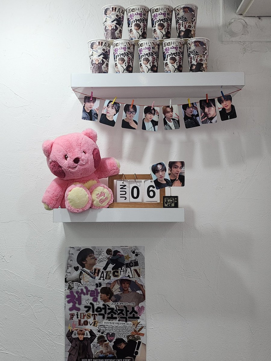 __yara__ll's tweet photo. 11.너무 다양하게 꾸며주셔서 여기저기 사진 찍기 바빴어요 ㅜㅜ 진짜 다들 꼭 가세요 럭드 10번 했어요… 기억 조작 제대로 당했어요..🥹
첫사랑 느낌 몰랐는데 느끼고 왔네요 🤓

#첫사랑_기억조작소
#해피_풀썬데이 https://t.co/LrRGxE7hM6