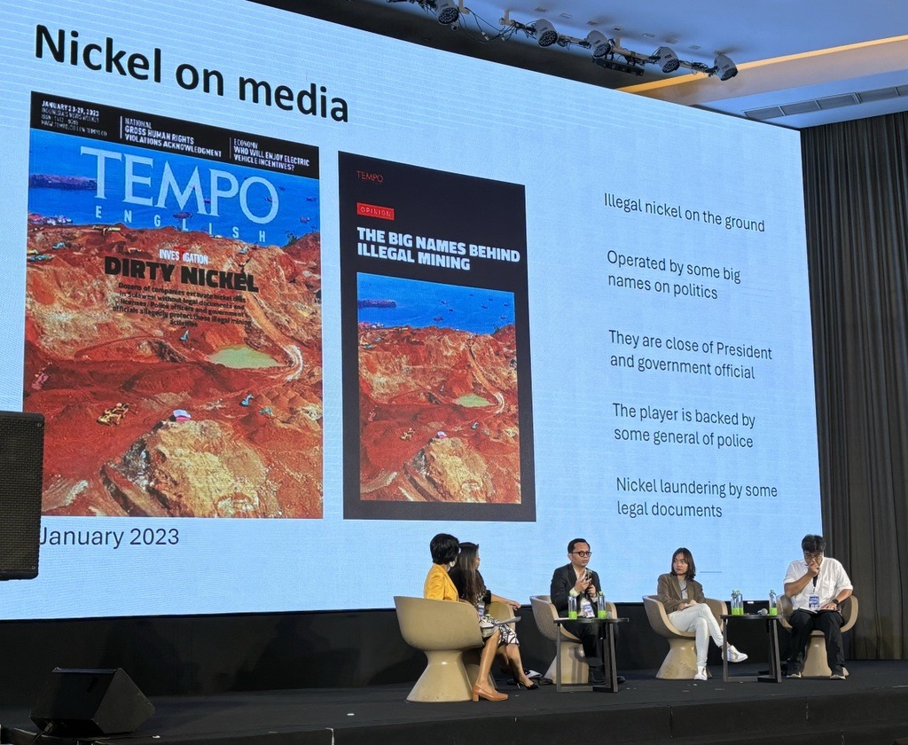 PutriRWijayanti's tweet photo. Interesting session 1: Open Data empowers investigative journalism and boost public participation, shining light on corruption and holding power to account. Transparency and civic engagement drive accountability. Really enjoy the session @cynthia_gabriel !! https://t.co/Q02fVo7gCJ