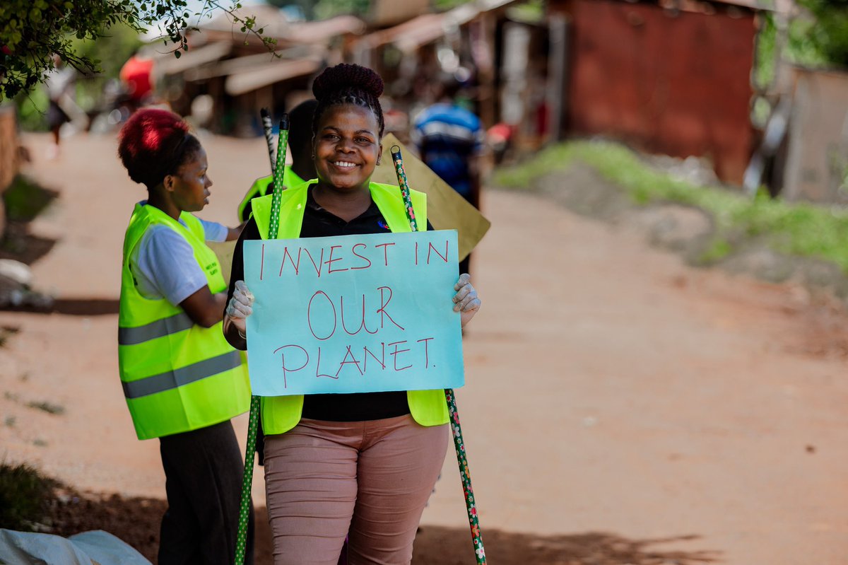 EinsteinRising's tweet photo. As #WorldEnvironmentWeek ends, we call on all businesses, govts, development agencies to prioritize investing in our environment.
It's the foundation for sustainability that will endure for generations.f
#EnvironmentalInvestment #GenerationalResponsibility #ClimateAction https://t.co/ZtS4bjog9a