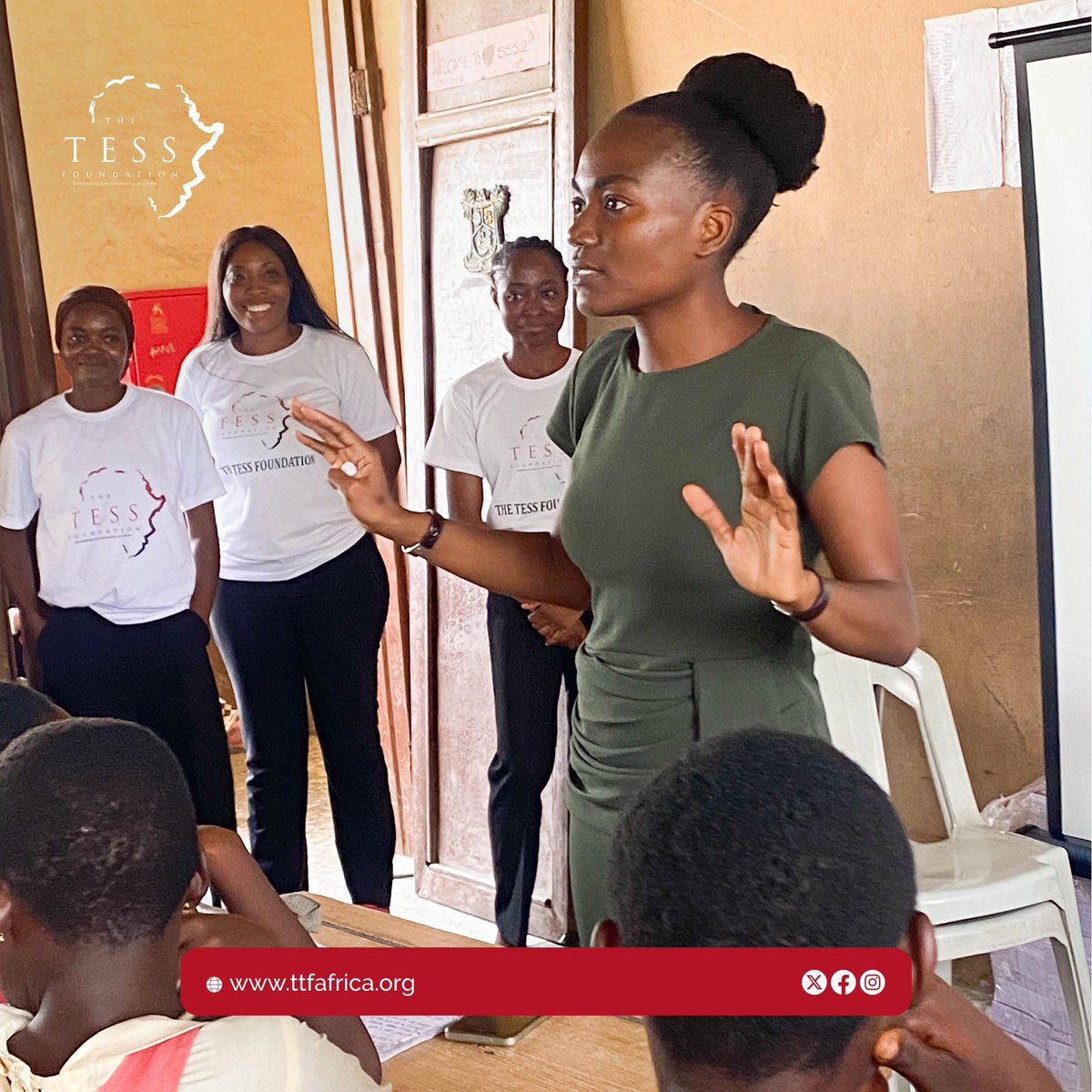 TTFAFRICA's tweet photo. Imagine a day where creativity meets innovation and young minds are empowered to shape their future! 
Our one-day entrepreneurship workshop at Majidun Senior Grammar School was a power-packed experience where students learned to turn their ideas into reality. https://t.co/Z0Eu1Nk8SX