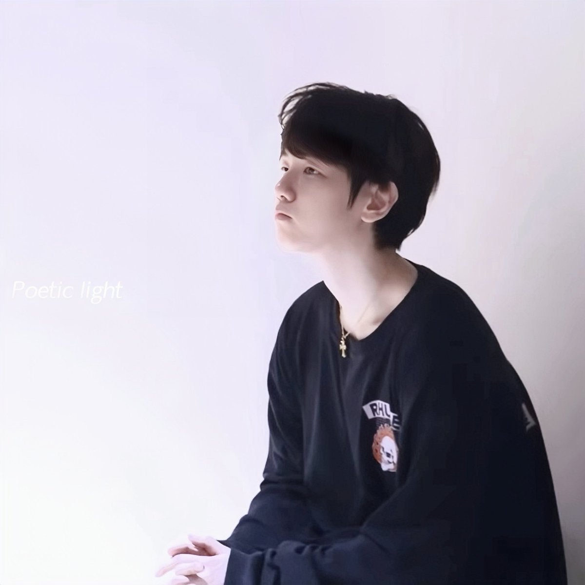 Poeticslight's tweet photo. #백현  🥹@B_hundred_Hyun 
#BAEKHYUN https://t.co/1rDsmel5RE