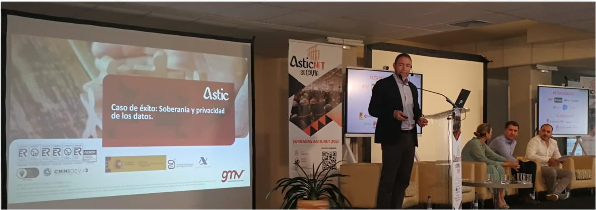 _ASTIC's tweet photo. Ingreso mínimo vital. Caso de éxito presentado por Jesús Manuel Cabello con Patricia Tejado de @infoGMV_es David Pérez Fernández @informaticaaeat y Luis Díez Porres @GISS_SEGSOCIAL . #ASTICNet #ASTICNet2024 https://t.co/EAQufUTlJk