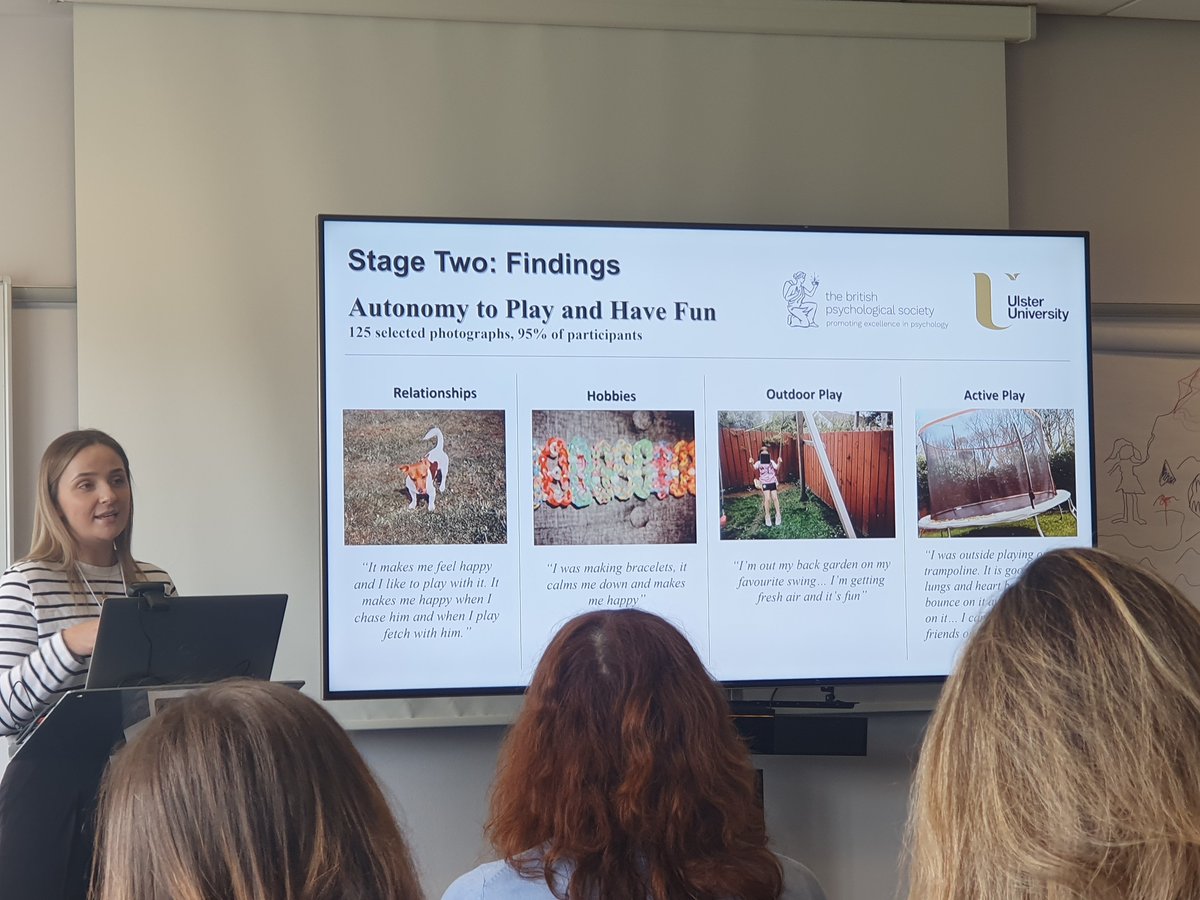 "I'm out in my back garden on my favourite swing...I'm getting fresh air and it's fun" 

🤾‍♂️ Hannah Brown found that 8-9yrs from Northern Ireland perceived outdoor play improves their wellbeing
 #DHPConf <a href="/divhealthpsych/">BPS DHP</a> 

⛰️Reminds me of the role of nature on mental health