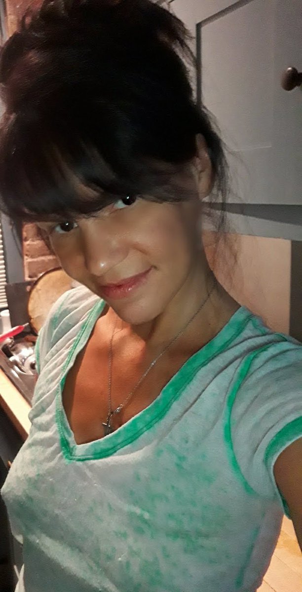 DEFendFURiously's tweet image. Hi peeps! Issss Friday! I hope everyone who DOESN'T support that narcissistic draft-dodging convicted felon has an amazing kick-ass day and a relaxing weekend! Enjoy! ☺️❤️
#TrumpIsACoward