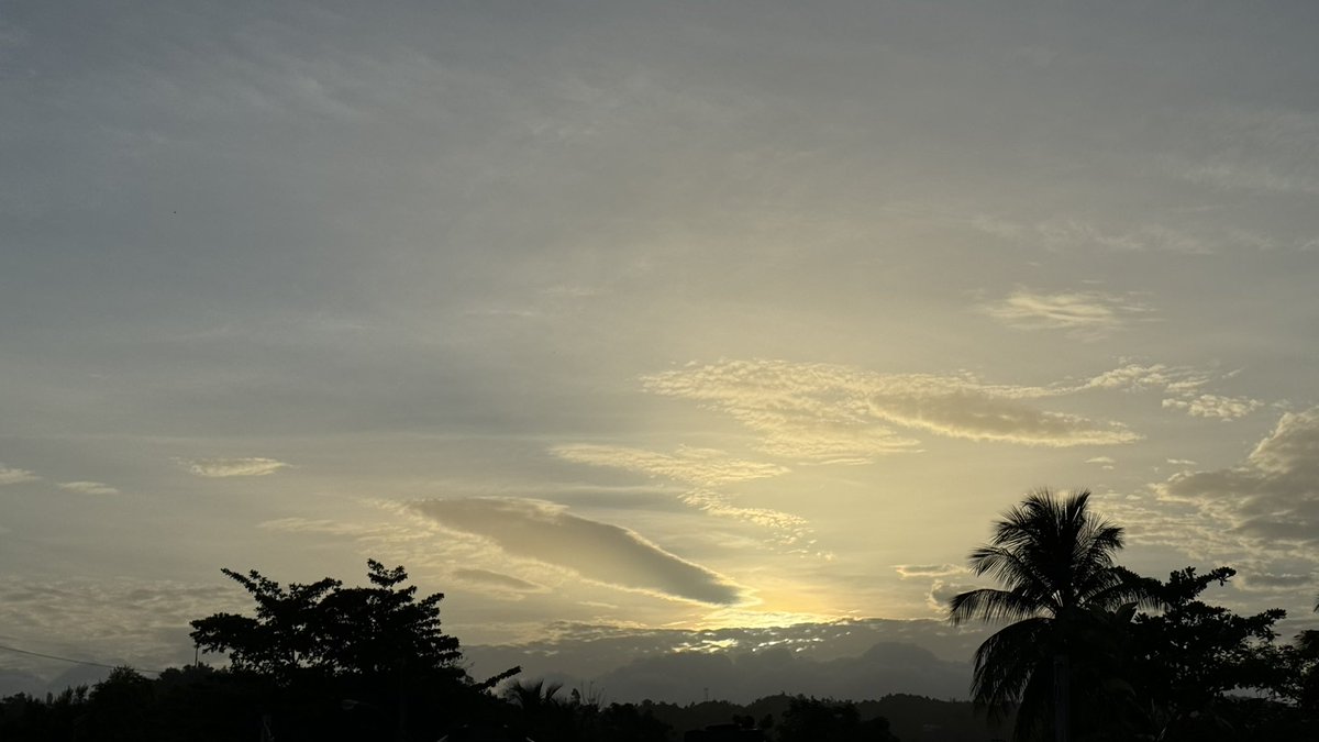 leidyldb's tweet image. Para Dios eres la huella de su amor, la pasión de su entrega y el motivo de su regreso🙏Bendecido día❤️ @CidEloisa @RayTorres222 @dervinpagan @CWanderpool @MariGataRacing @linamend02 @JoseRivera321 @HenriettaGarcia @JaysQuill #BuenosDías #FelizViernes #7junio #Friday #beautiful