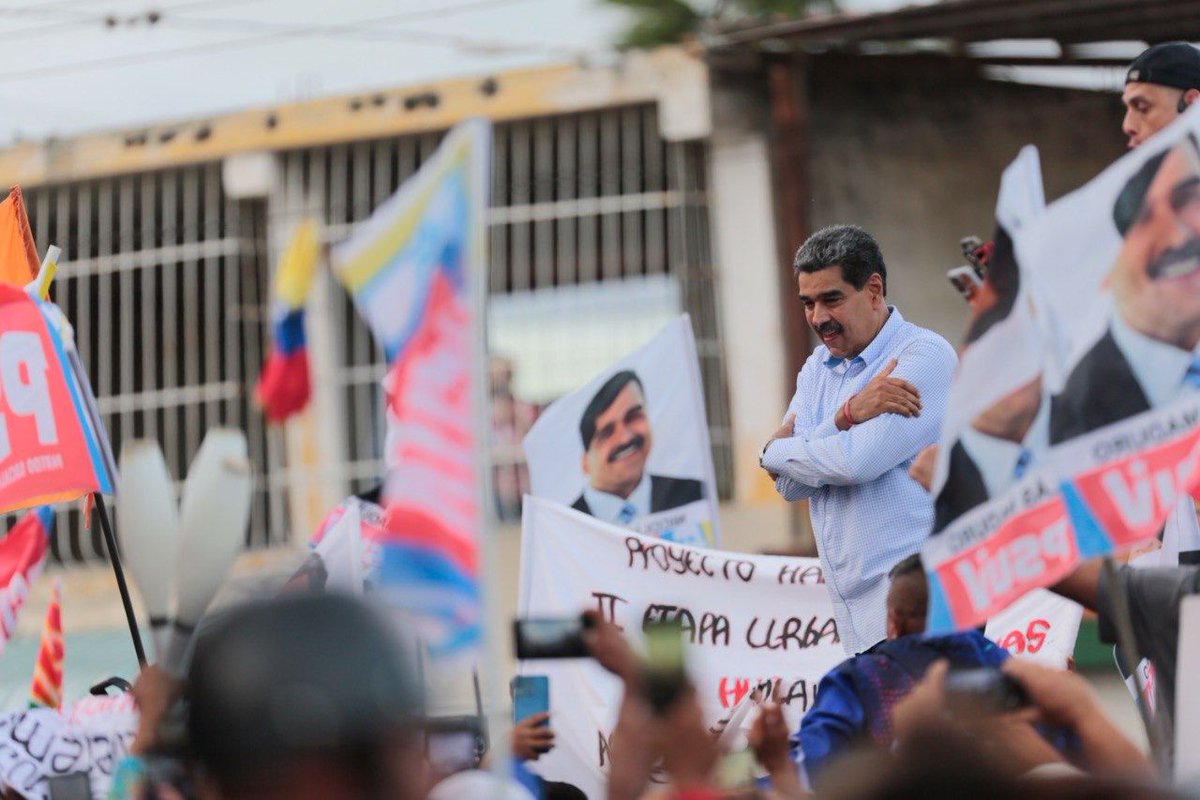๐ฏ๐ป๐ช๐ซโบโฅHumberto ๐ญโฅโบ ๐ซ๐ป๐ช๐ฏ (@pedrobr96924768) on Twitter photo #VamosPaLanteVenezuela
<a href="/NicolasMaduro/">Nicolรกs Maduro</a>
<a href="/Mippcivzla/">MIPPCI</a>
<a href="/CandyNore/">๊ง๐ฎ๐๐๐๐๊ง</a>
<a href="/pedrobr96924768/">๐ฏ๐ป๐ช๐ซโบโฅHumberto ๐ญโฅโบ ๐ซ๐ป๐ช๐ฏ</a>
<a href="/Idalia50M/">Idalia50M</a>
<a href="/Neyda21708001/">Neyda</a>
<a href="/Bombero2023/">โฅ แณแ๐ป๐ช Tuiteros Guerreros ๐ป๐ชแแฐโฅ</a>
<a href="/Dsociallara01/">Secretarรญa de Desarrollo Social</a>
<a href="/LasTripass2024/">Las Tripas</a>
<a href="/ereditsh/">Helena Ereditsh Dr</a> <a href="/Nancy_pinto1/">nancy</a>
<a href="/Dgnbenlinea/">DGNB</a>
<a href="/carlosR58566170/">Carlos Rodriguez</a>
<a href="/RedanCapital/">Redan Capital Bomberos</a>
<a href="/CPabloPalacios/">Gral. (B) Pablo Antonio Palacios Salazar</a> #VamosPaLanteVenezuela
<a href="/NicolasMaduro/">Nicolรกs Maduro</a>
<a href="/Mippcivzla/">MIPPCI</a>
<a href="/CandyNore/">๊ง๐ฎ๐๐๐๐๊ง</a>
<a href="/pedrobr96924768/">๐ฏ๐ป๐ช๐ซโบโฅHumberto ๐ญโฅโบ ๐ซ๐ป๐ช๐ฏ</a>
<a href="/Idalia50M/">Idalia50M</a>
<a href="/Neyda21708001/">Neyda</a>
<a href="/Bombero2023/">โฅ แณแ๐ป๐ช Tuiteros Guerreros ๐ป๐ชแแฐโฅ</a>
<a href="/Dsociallara01/">Secretarรญa de Desarrollo Social</a>
<a href="/LasTripass2024/">Las Tripas</a>
<a href="/ereditsh/">Helena Ereditsh Dr</a> <a href="/Nancy_pinto1/">nancy</a>
<a href="/Dgnbenlinea/">DGNB</a>
<a href="/carlosR58566170/">Carlos Rodriguez</a>
<a href="/RedanCapital/">Redan Capital Bomberos</a>
<a href="/CPabloPalacios/">Gral. (B) Pablo Antonio Palacios Salazar</a>