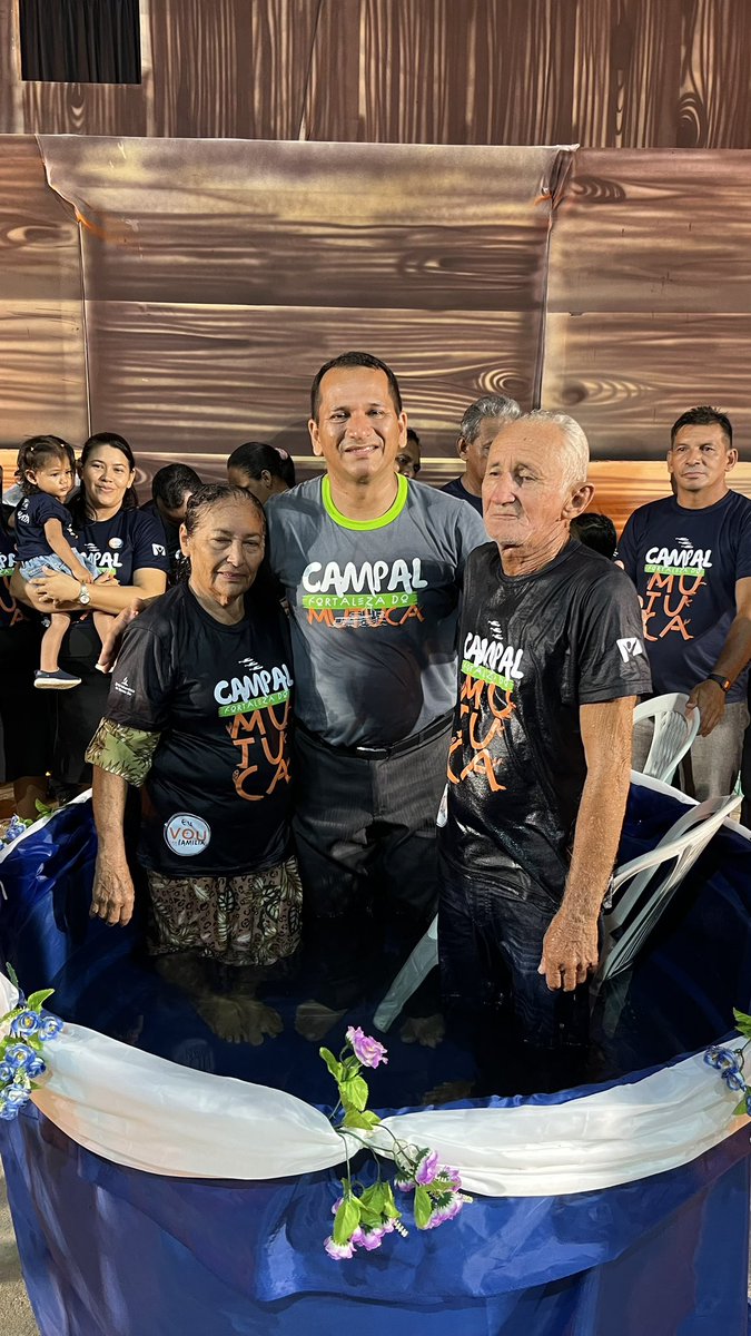 pr_israelelias's tweet photo. Hoje tive o privilégio de pregar na Maior Campal do Amazonas / tivemos Batismo e uma multidão aceitaram o Apelo !! Vamos até sábado Deus está realizando milagres !! Continuem orando por nós !! #AAMAR #UNOB #Escolhidos Para a Missão https://t.co/GcGCdAyDBv