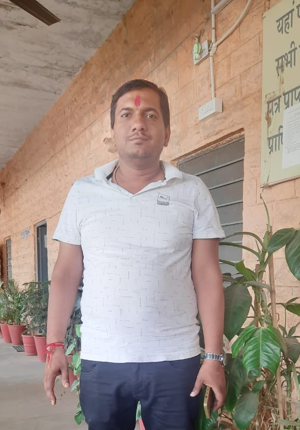 समय की गणित में ,शून्य का मूल्य !
जीवन के आँकड़ों से ,कई गुणा अधिक है.!!
