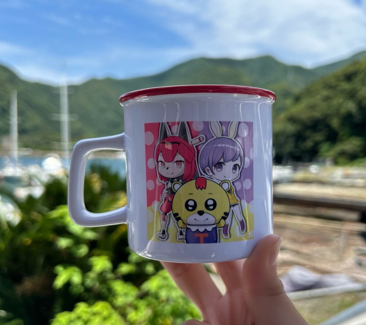 CLARA230901's tweet photo. ぽこぽこスマイリーズのオリジナル
マグカップをBUZZUさんにお願いして
まずはお試しに1つ☕️
なんとなんと…!
素敵なマグカップが届きました✨
ありがとうございます💕
もっとたくさん依頼できる日が
きたらいいなぁ…🌟 https://t.co/mT5yMmLpMy