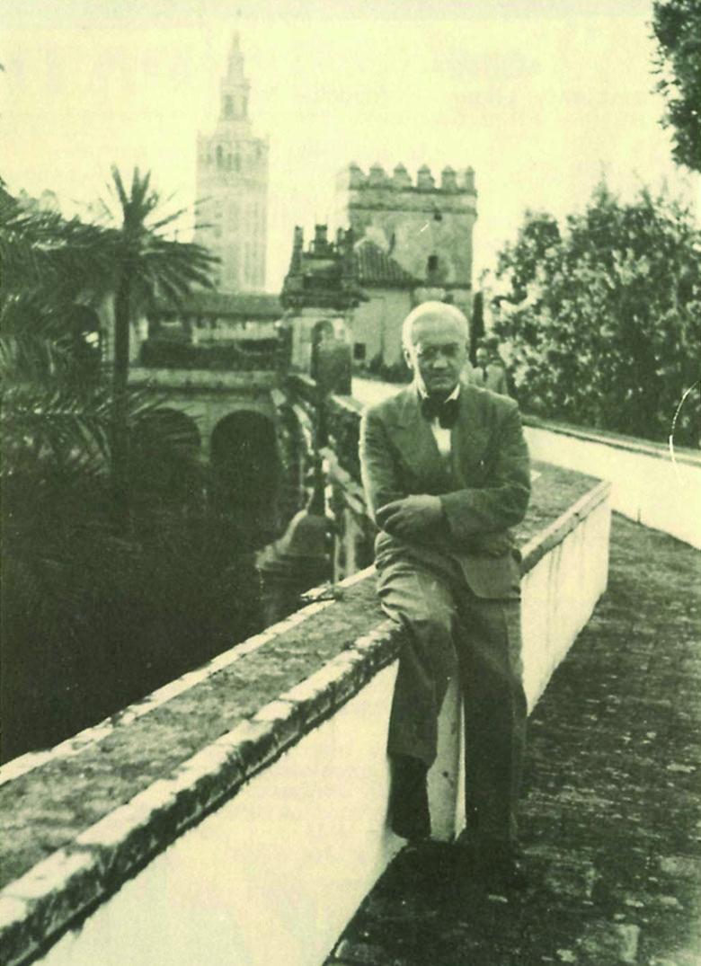 SevillaInsolita's tweet photo. Tal día como hoy hace 76 años (1948) el científico Alexander Fleming, premio Nobel de Medicina y descubridor de la famosa penicilina, visitaba Sevilla. https://t.co/8R0M7KMAw5