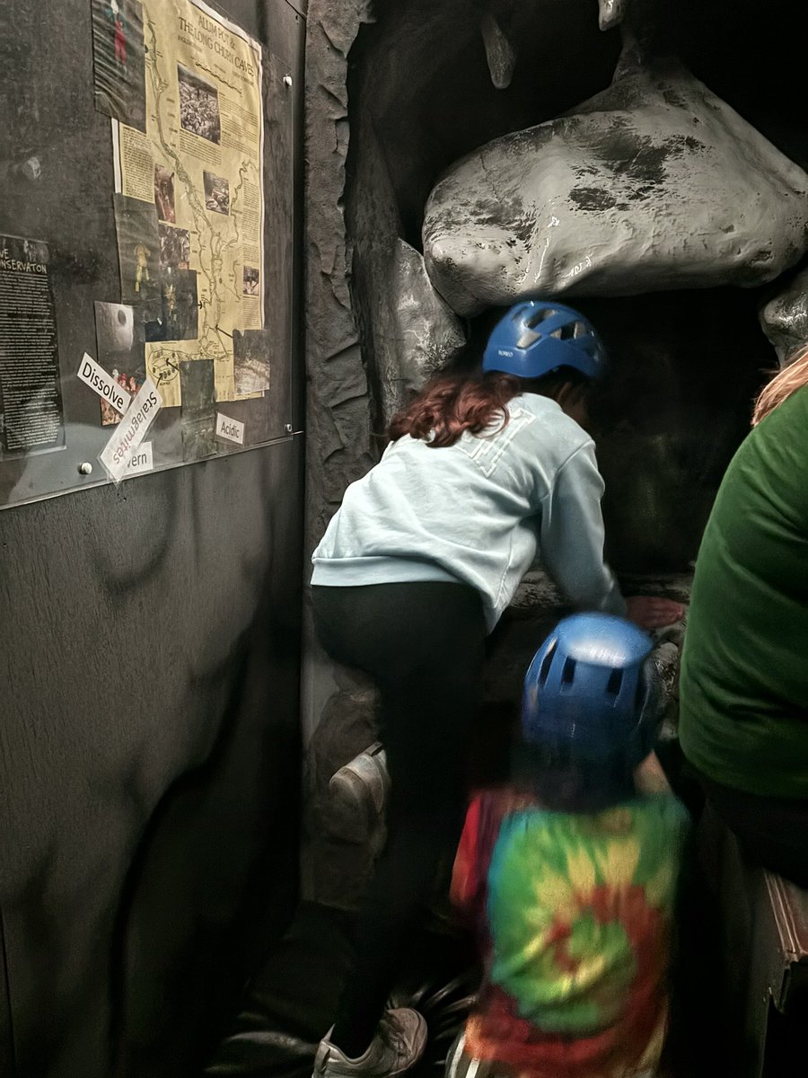 sbps_foxes's tweet photo. Stream team’s final activity of the trip is caving.🤩 https://t.co/YIW8bSEodH