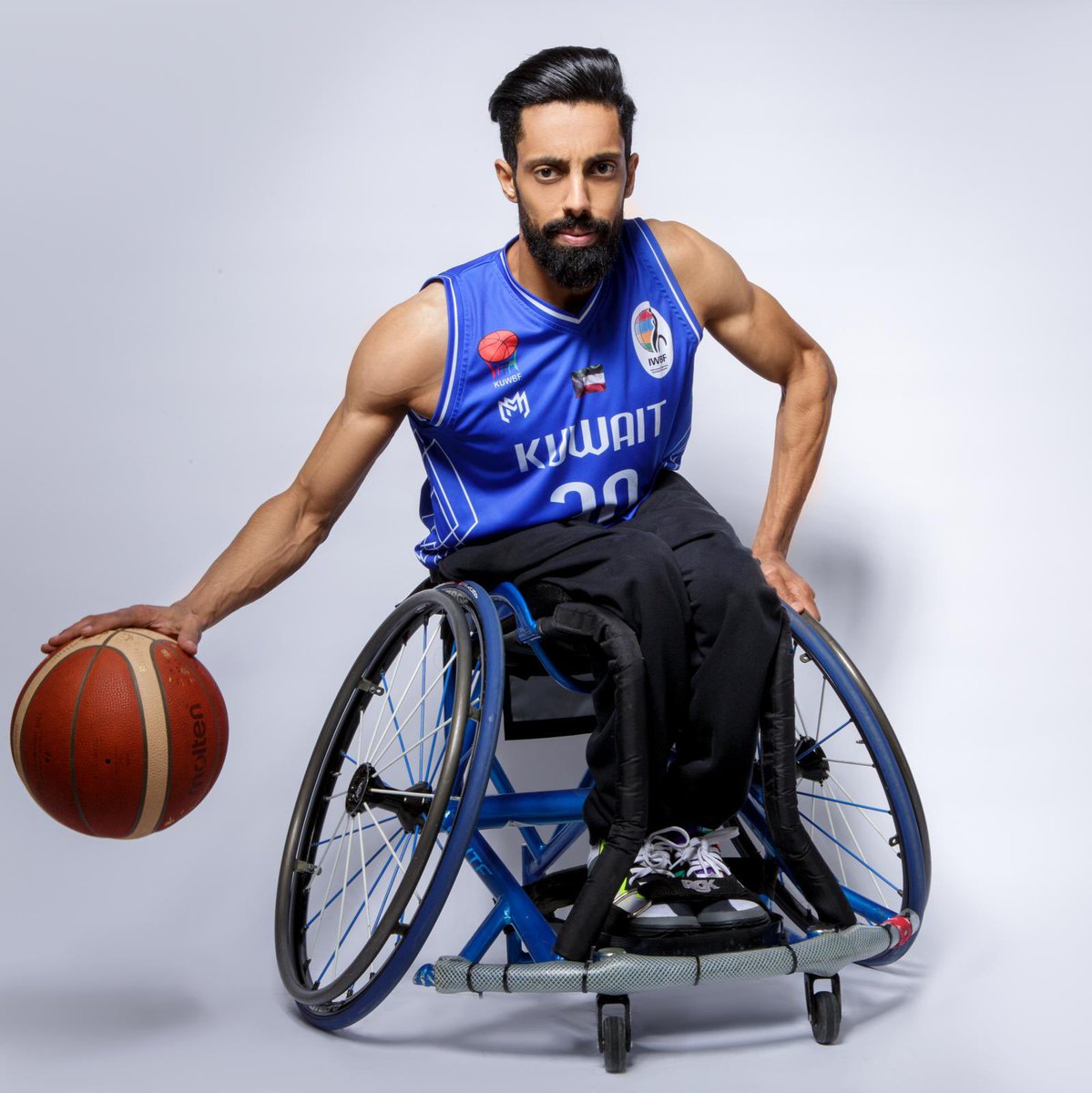 _AHMADALMUTAIRI's tweet photo. الحمدالله تم الحصول على كأس الانديه لغرب اسيا لكره السله على الكراسي المتحركه 🏆🏀

شكرا لرئيس نادي الكويتي للمعاقين / شافي الهاجري @shafy_alhajry 

شكرا من القلب لكابتن حسام وجميع اللاعبين 
@hossamm3311 
وكل الشكر لوزيرة الشباب الدكتوره أمثال الحويلة على التهنئه الدعم الدائم @amthal1

ونوعدكم بالافضل باذن الله 🇰🇼👏🏻