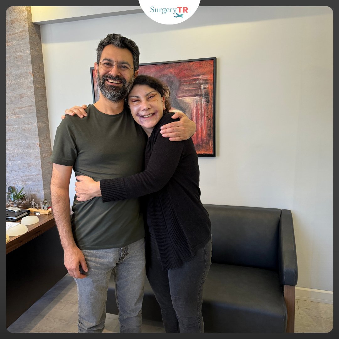surgerytr_'s tweet photo. We are so happy to meet our lovely patient Clare from Australia and we are looking forward to seeing her final result. ❤️✌🏼

#surgerytr #plasticsurgeryturkey #cosmeticsurgeryturkey #cosmeticsurgeryistanbul #plasticsurgeyrclinic #plasticsurgeonturkey #turkishplasticsurgeon https://t.co/MDDUpnqWLY