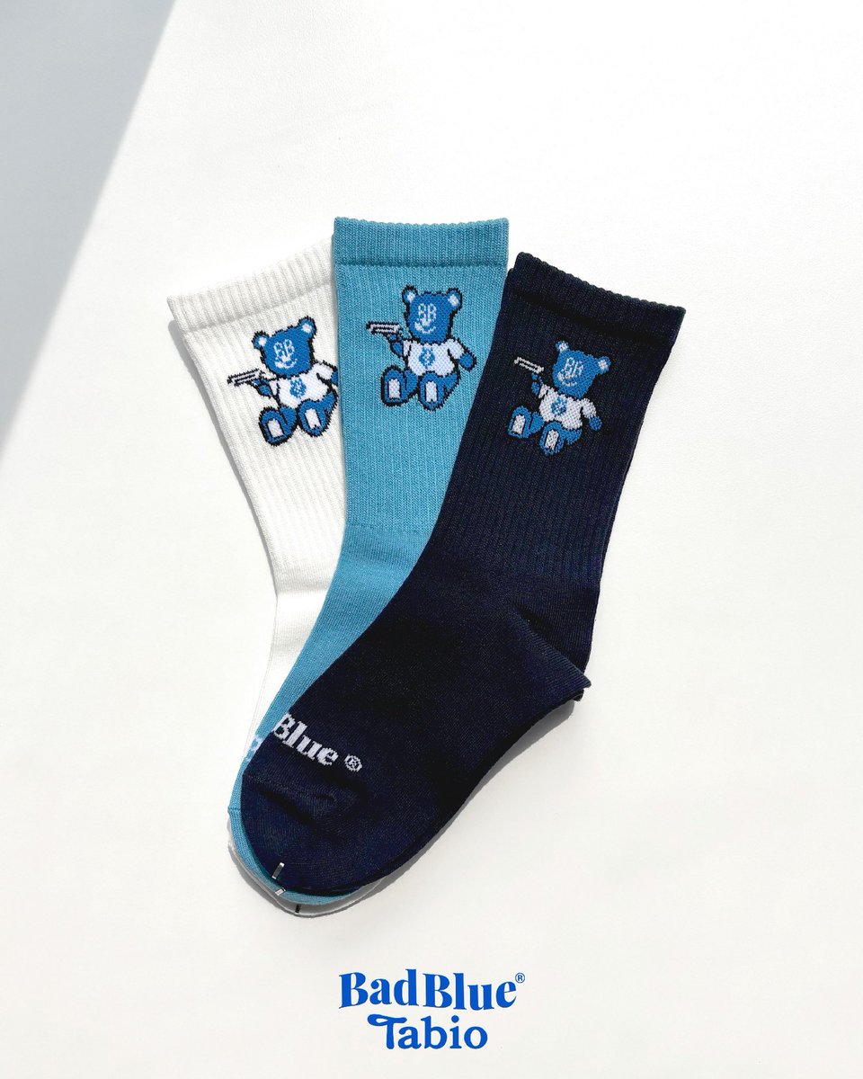 badbluebadblue's tweet photo. BadBlue® x Tabio 🧸💙
배드베어가 스며든 타비오 콜라보 양말이 오늘부터 일본 전국에서 판매됩니다✨
https://t.co/qzAT3tPSp2

#BadBlue #BadBear #Tabio https://t.co/LlfKlook5J
