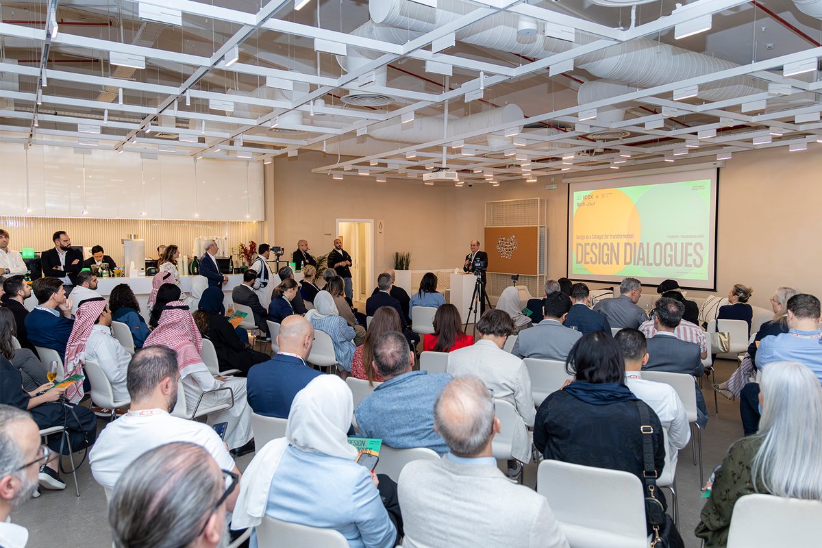 Aedas's tweet photo. Aedas Director Daniel Abecasis speaks about innovative design models at the Design Dialogues Event in Riyadh.
#Aedas #design #architect #architecture #talk #event #discussion #sharing #DesignDialogues #AedasMiddleEast #VISION2030 #SaudiDesign #Designtalks #riyadh #KSA https://t.co/vF368ADzOz