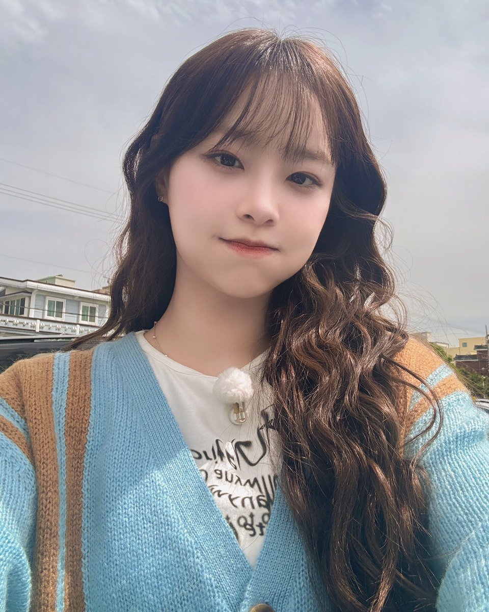 [⏰] MBN 전현무계획 잠시 후 9:10PM #츄 🍴가 출연합니다 #CHUU #전현무계획Translate post