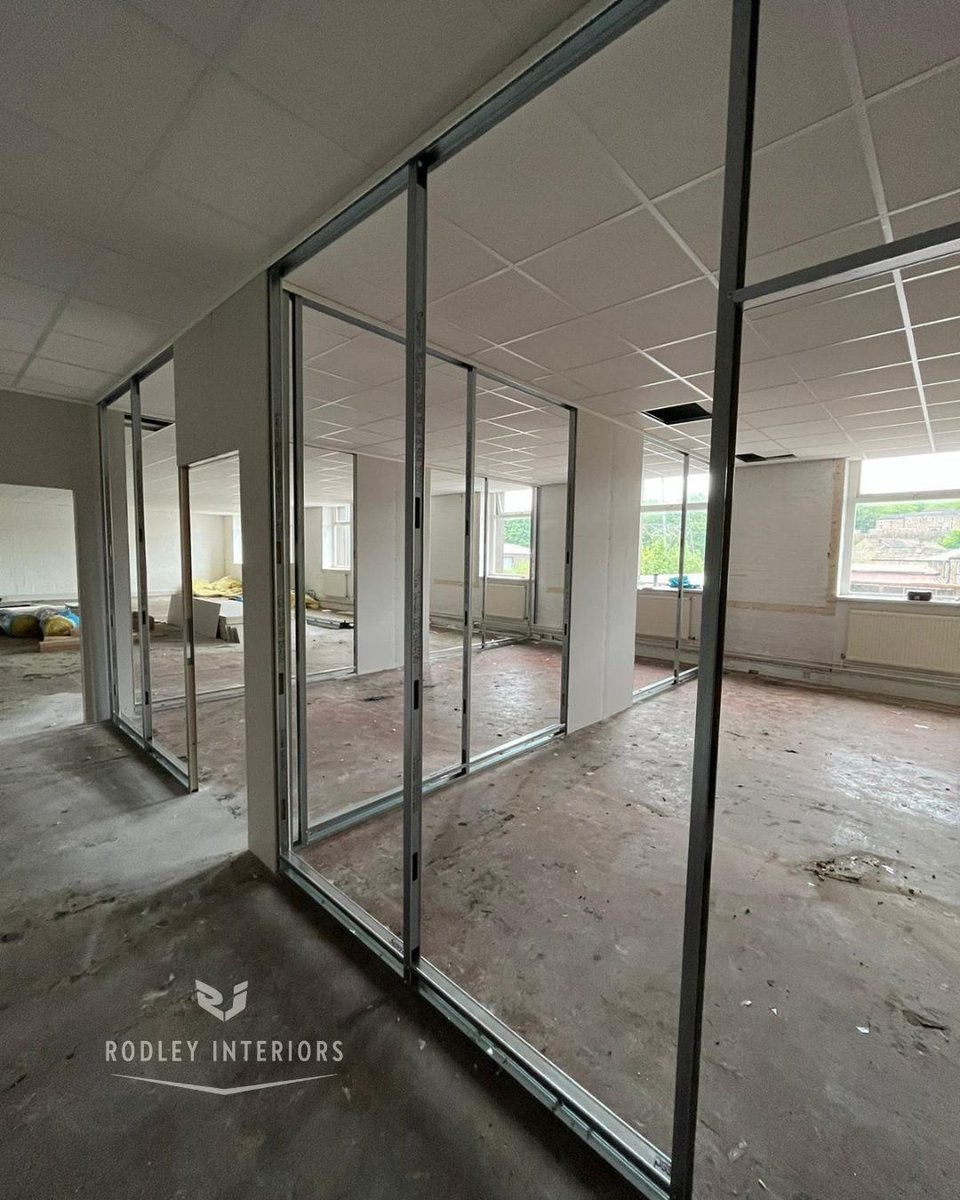 rodleyinteriors's tweet photo. Project underway in Bradford: Installing Glass Office Partitioning!
Follow us for more updates.
https://t.co/YzFdLL2j8H 🌐
#glasspartitioningleeds #officepartitioningleeds #officerefurbishmentleeds #rodleyinteriors https://t.co/xkJGyNYnLc