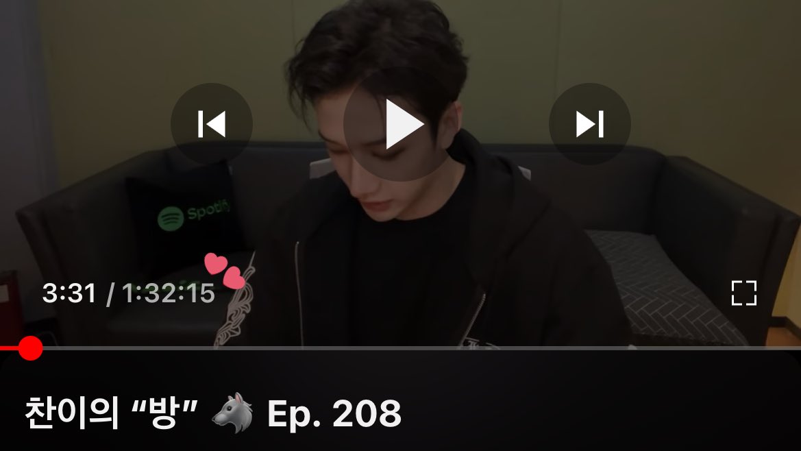 man used to go live to talk for over an hour once a week.. he is the main yapper