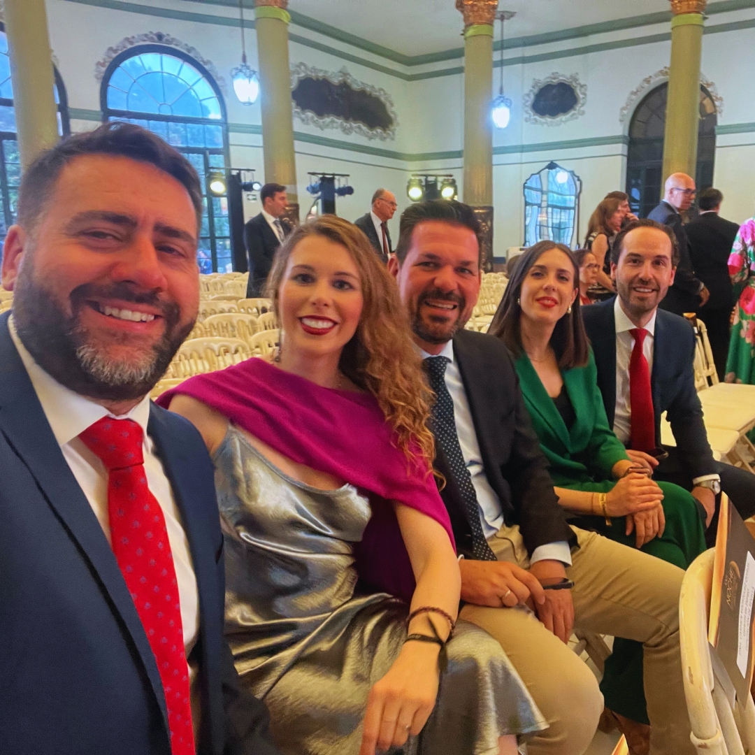 CoverManager's tweet photo. (1/2)

Ayer disfrutamos de una velada mágica en la #22NocheCOITAOC de la mano de @coitaoc ✨

Nos llena de felicidad anunciar que nos otorgaron el Premio a Iniciativa Innovadora 2024 🌟. Este premio nos motiva a seguir trabajando con la ilusión del primer día.

 ¡GRACIAS! 🏆 https://t.co/WQgkVL3uC2