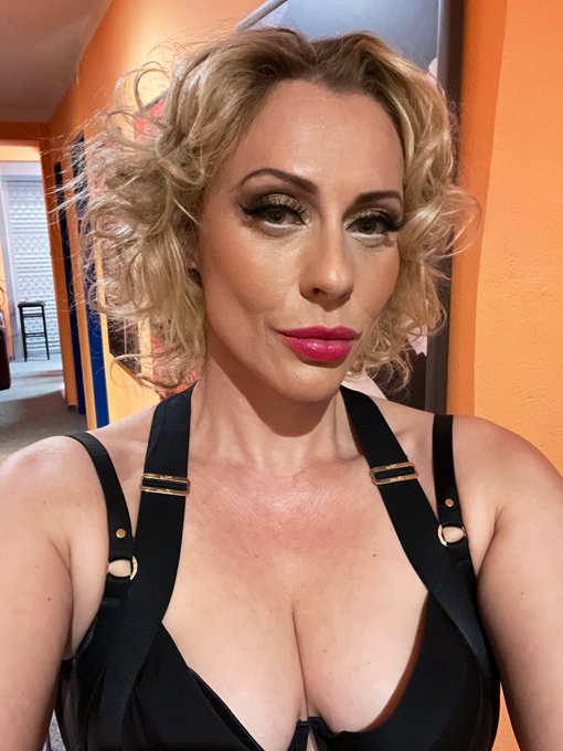 @SinfulXXXcom @MarcoBullActor  last day on set !!! Wohoo Friday love ❤️ love ❤️ https://t.co/LeeyjTv<a class="tags" href="/tag/sinfulxxxcom">@sinfulxxxcom</a><a class="tags" href="/tag/marcobullactor">@marcobullactor</a><a href="/tag/tattoos"class="tags"><span>#tattoos</span></a><a href="/tag/dp"class="tags"><span>#dp</span></a><a href="/tag/pimps"class="tags"><span>#pimps</span></a><a href="/tag/hardcore"class="tags"><span>#hardcore</span></a><a href="/tag/atm"class="tags"><span>#atm</span></a><a href="/tag/spitting"class="tags"><span>#spitting</span></a><a href="/tag/domination"class="tags"><span>#domination</span></a>