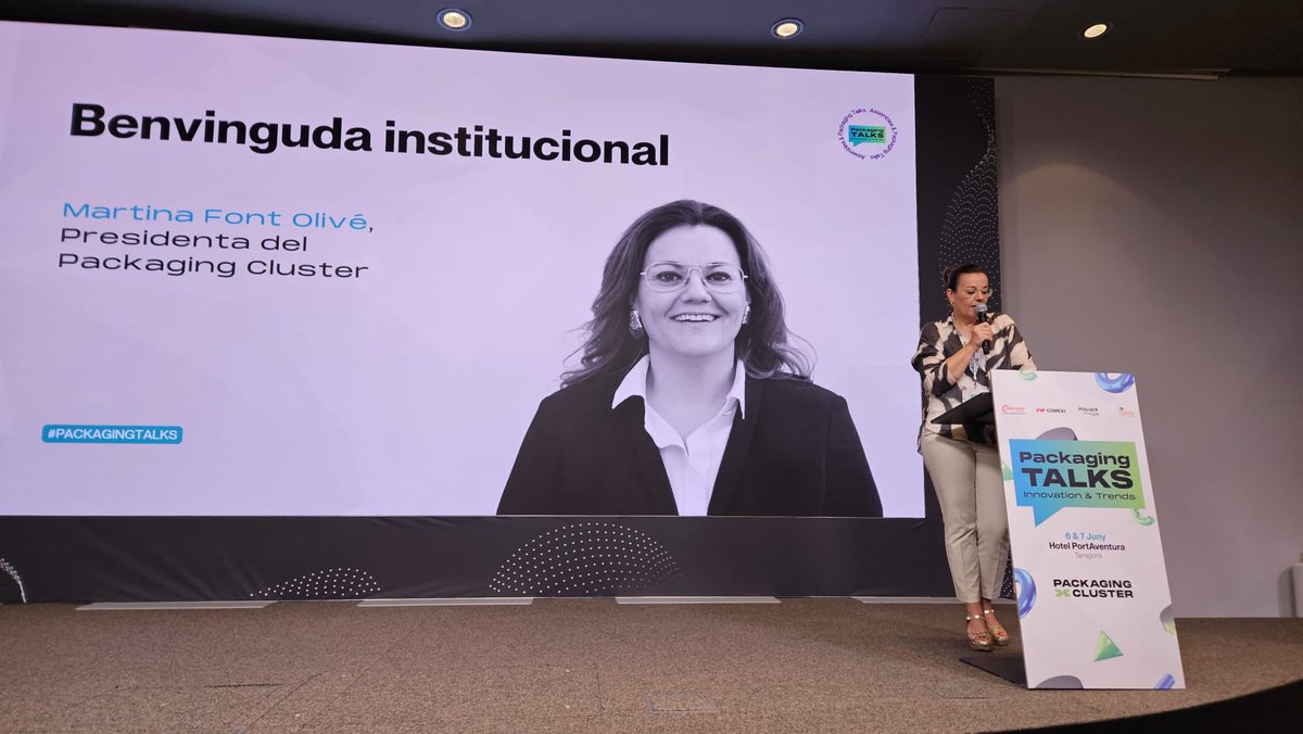 FontPackaging's tweet photo. Hoy, el equipo de @FontPackaging ha asistido al evento #PackagingTalks, una jornada organizada por @packcluster.
@martinafont, presidenta de la entidad, ha destacado la importancia de estas jornadas para facilitar las decisiones futuras futuras en base a las tendencias actuales. https://t.co/RuXn2WEaQa
