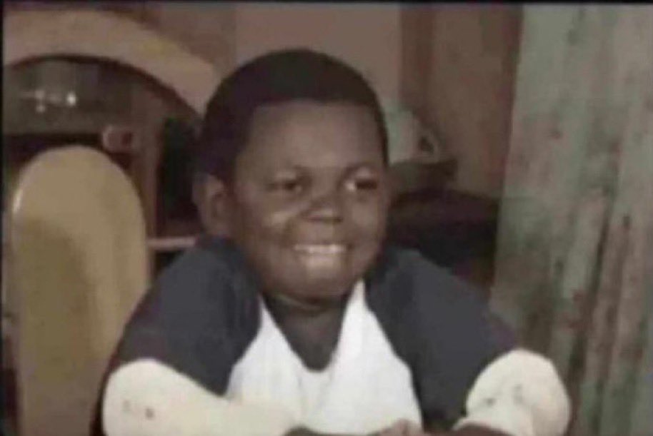 Alienmyk7's tweet photo. Play a soft and warm song because You thought she was a good shy girl, you start fvcking and she requests for Odumodu Black songs. What's your reaction?¿ https://t.co/CWGPAk2mYG
