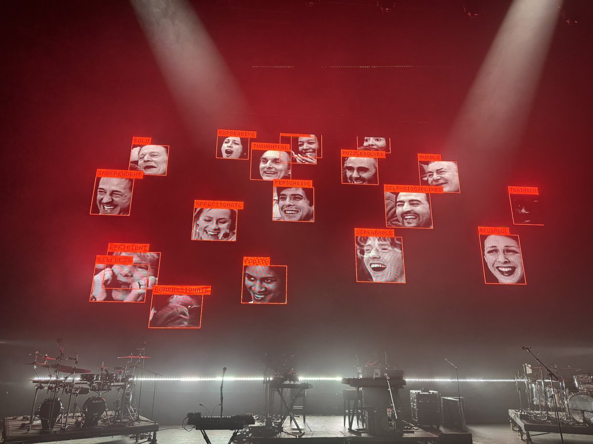 MassiveAttackUK's tweet photo. 3D // United Visual Artists // 2024 https://t.co/d4p2rgFYQS