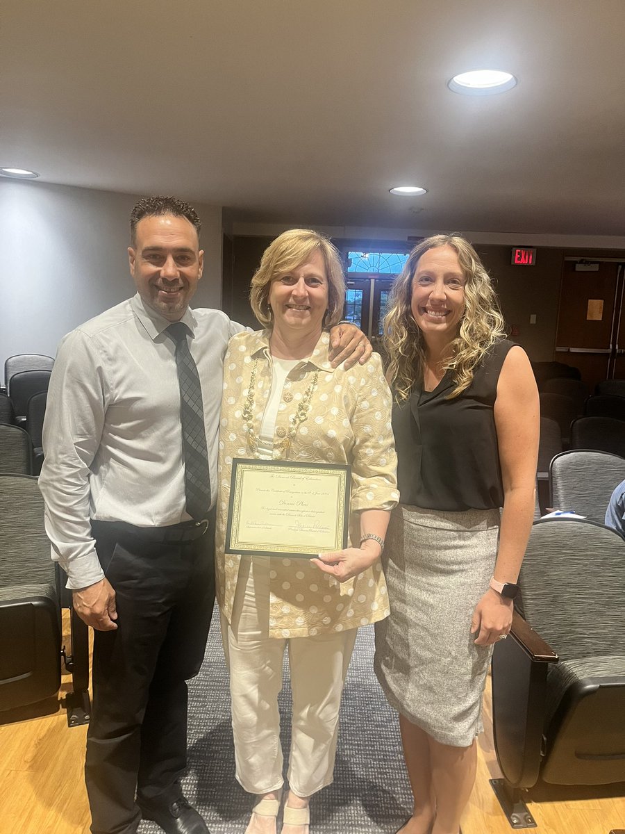 After 21 years of service to the Dumont School District, we are honored to wish our school nurse Mrs. Donna Pleus a well deserved retirement.