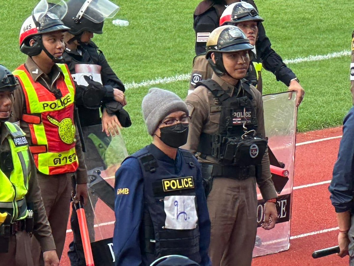 Garfield_Lucky's tweet image. #สืบนครบาล ทำใจบางตลอด 😍🥰😘

#IDMB #สารวัตรแจ๊ะ