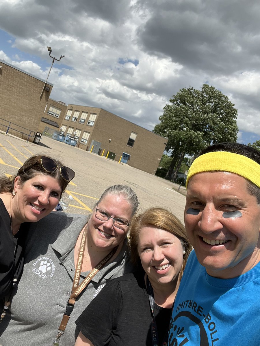 DrMaleyko's tweet photo. #dbnstudentsfirst The 2nd annual kickball game at Whitmore Bolles. It was a lot of fun. The staff lost to the students in a close game 8-7. Great job staff and students. Btw, Ms. Hammoud is extremely competitive even more than me 😂. https://t.co/nrHo6NB5IY