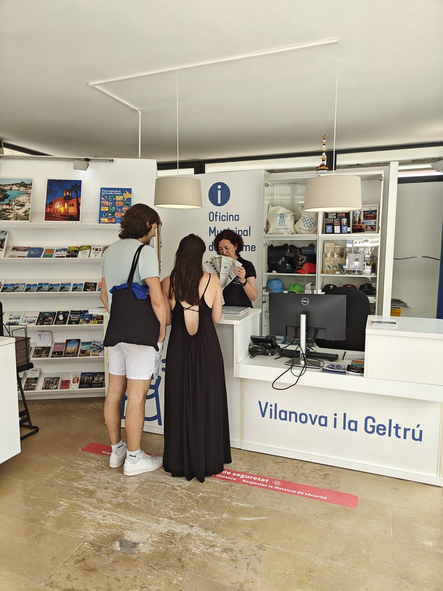 VilanovaTurisme's tweet image. Si aquest cap de setmana veniu a #VilanovaTurisme, passeu per la nostra oficina ℹ️ de Ribes Roges i us informarem de la fira🍷 #Tempsdevi, del handbol platja🤾 #Arena1000 i de totes les activitats que podeu trobar a #Vng.
Us hi esperem‼️

#Visitvilanova  #Bcnmoltmes