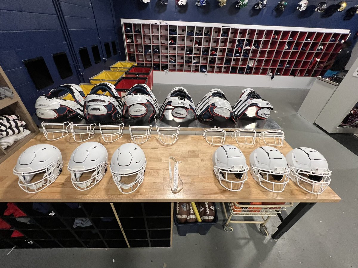 Today is Freshman fitting day!

#GoOwls #TriCountyTakeover