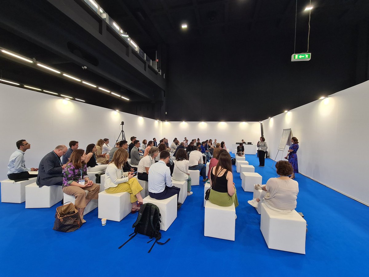 massimo iavarone (@massimoiava) on Twitter photo A meet the experts with several experts promotes a fantastic interactive session #EASLCongress <a href="/EASLedu/">EASL Education</a> <a href="/EASLnews/">EASLnews</a> <a href="/allaire_manon/">Allaire Manon</a> <a href="/docberza/">Annalisa Berzigotti</a> <a href="/ma5RN/">Maria Reig</a> <a href="/SherrieBhoori/">Sherrie Bhoori</a> <a href="/cabibbo78/">Giuseppe Cabibbo</a> <a href="/MarcoSanduzzi/">Marco Sanduzzi Zamparelli</a> A meet the experts with several experts promotes a fantastic interactive session #EASLCongress <a href="/EASLedu/">EASL Education</a> <a href="/EASLnews/">EASLnews</a> <a href="/allaire_manon/">Allaire Manon</a> <a href="/docberza/">Annalisa Berzigotti</a> <a href="/ma5RN/">Maria Reig</a> <a href="/SherrieBhoori/">Sherrie Bhoori</a> <a href="/cabibbo78/">Giuseppe Cabibbo</a> <a href="/MarcoSanduzzi/">Marco Sanduzzi Zamparelli</a>