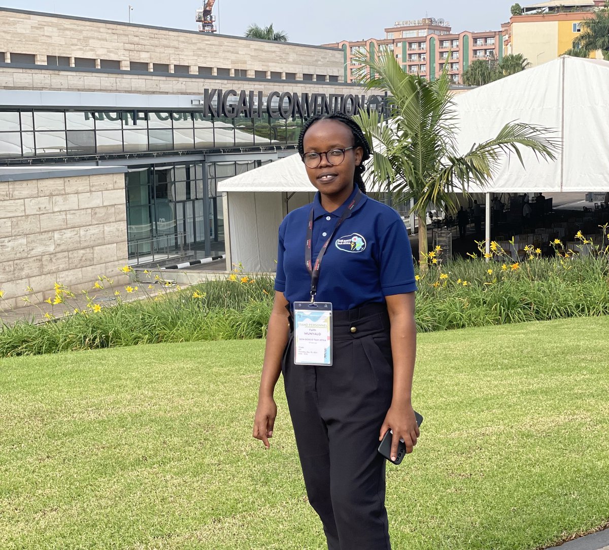 AfricanWIT's tweet image. Discover the wizardry behind e-learning with Faith Munyalo, an E-Learning Developer redefining education for #WomenInTech. From Don Bosco Tech Africa to empowering advice, she’s making waves in 34 countries!
#ElearningDevelopment #TechEmpowerment #AfricanWomeninTech