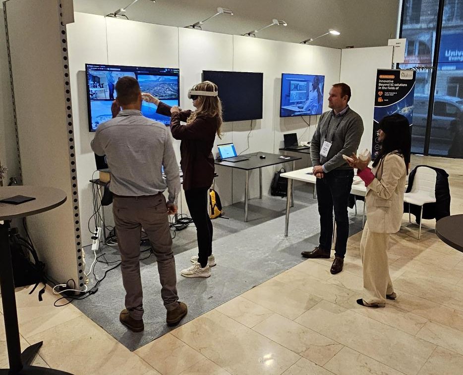 💫 Yesterday concluded another edition of the EuCNC &amp; 6G Summit💫 

Four days full of events and exchanges with fellow experts in the field of #telecommunications. 

We are looking forward to the next #EuCNC2025!
<a href="/6G_SNS/">SNS JU</a>