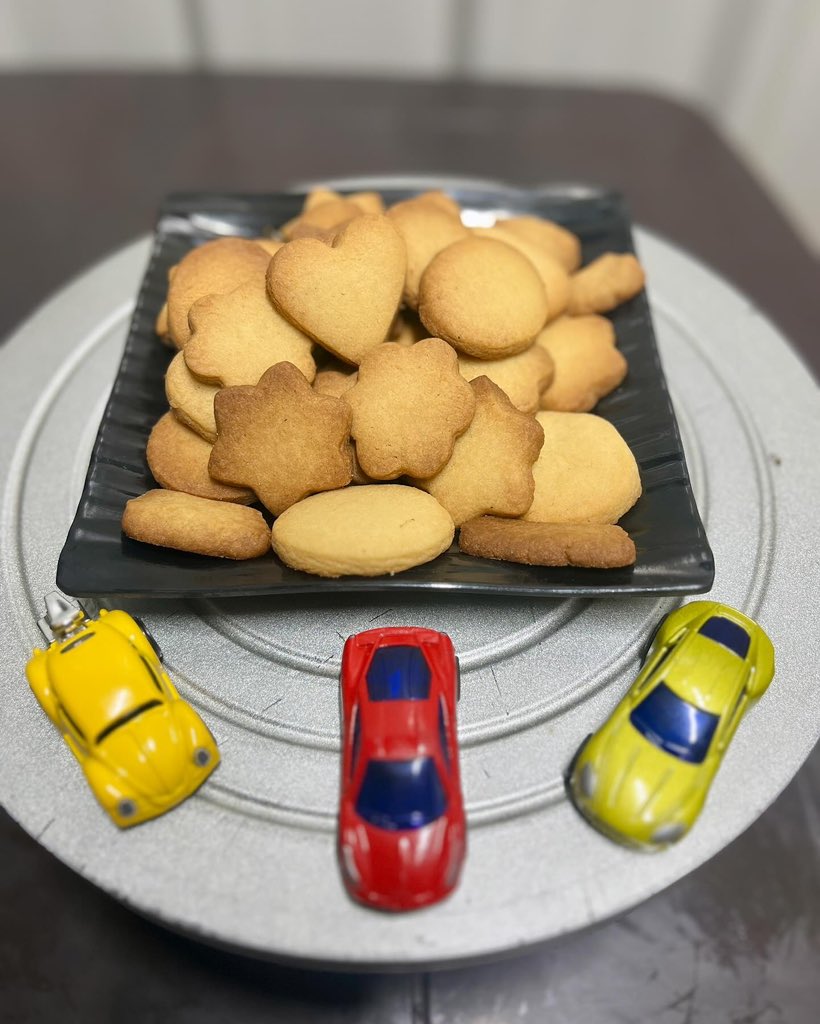 YoutuberIMugesh's tweet photo. ✅Doaja Home Baking 💥#homebaking #bak #paramakudi #muthukulathur #mugesh #ragavi #doaja #baking https://t.co/dYf3zDPqYS