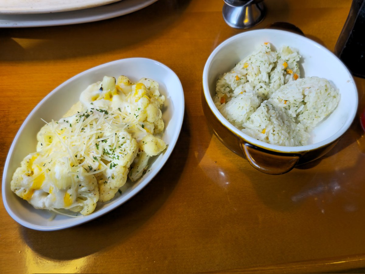 crlin64's tweet photo. 포터하우스 스테이크(970g) 세트입니다.
역시 스테이크는 정말 부드럽고 맛있습니다!!
#아웃백 #OUTBACK #아웃백스테이크하우스 #OUTBACKSTEAKHOUSE #일산원마운트점 #ONEMOUNT #포터하우스스테이크 #PORTERHOUSESTEAK https://t.co/lQrMkMdK1j