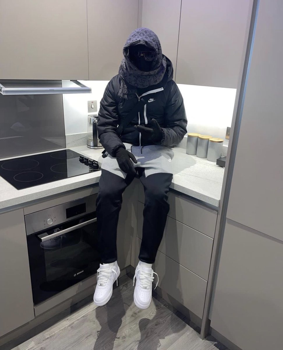 AhwhyAwhy's tweet photo. _Break ur father record  first as a man before you compete with the World✍️ 
Real G work in Silent like Lasgna🌿 https://t.co/S0kv0xDMwr