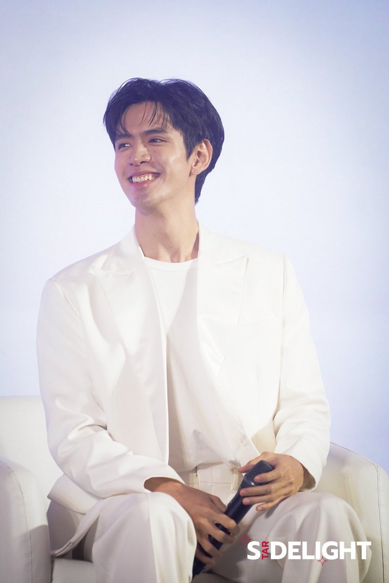 StarDelight_ent's tweet photo. ไอ-เทล ดึง 'ฟิล์ม ธนภัทร" และ "มารี เบิร์นเนอร์" เป็นแบรนด์พรีเชนเตอร์ ชูอาหารสัตว์เลี้ยงคุณภาพ ตอบโจทย์เทรนด์ "Pet Humanizaion"

#FilmPresentsBellotta #FilmThanapat #ฟิล์มธนภัทร #Mariebroenner #มารีเบรินเนอร์ #ไตสตรองLONGLIVE 
#ChangeTer #เชนจ์เตอร์ #BELLOTTA https://t.co/P1M0xnv4gy