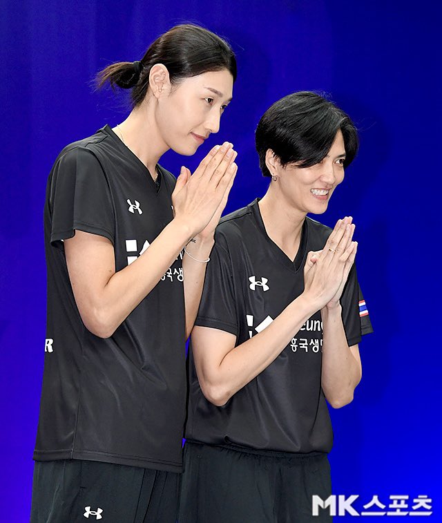 chxsvb4q's tweet photo. Sawasdee Ka 🇰🇷🇹🇭🙏🏻 https://t.co/pGTKXXb5rI
