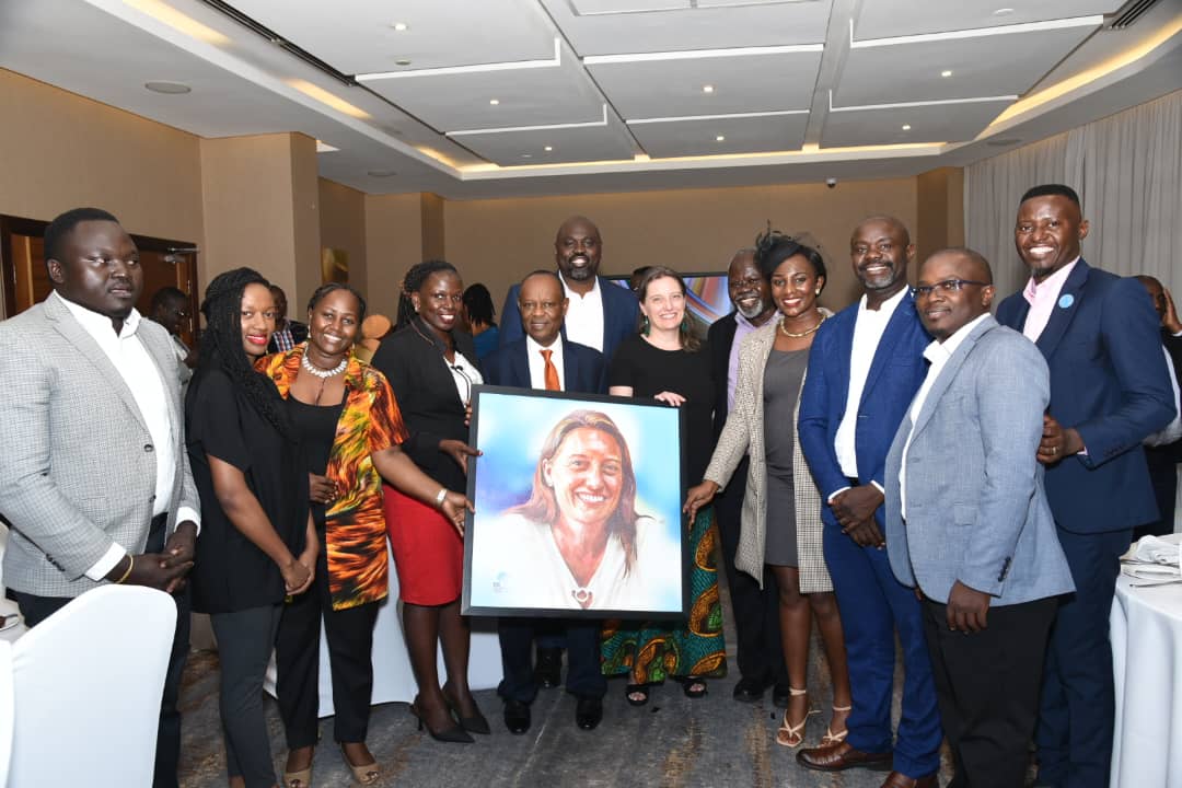 IDIMakerere's tweet photo. Our GHS team joined @MinofHealthUG and partners to joyfully celebrate and bid farewell to Dr. Amy Boore, the @CDCgov Uganda, DGHP Program Director. The lasting impact and capacity she has built in our GHS program has set a new historical benchmark. https://t.co/HZfSly242u