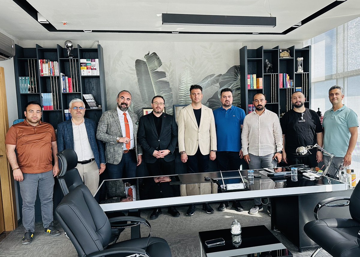 <a href="/MUSIADSivas/">MÜSİAD Sivas </a> Başkanımız #UğurGörgen, yönetim kurulu üyelerimizle, Kobi Analiz A.Ş. Kurucu Ortağı, Mali Müşavir #HakanTartar’a nezaket ziyaretinde bulundular.

<a href="/akif_deniz/">Akif Deniz</a> <a href="/myavuzsimsek/">Muhammed Yavuz ŞİMŞEK</a> #ismalcosar <a href="/ErdemTokus/">Mehmet Erdem TOKUŞ™</a> #resulkoçak #emrekayalı <a href="/aturanergut/">Ahmet Turan ERGÜT</a>