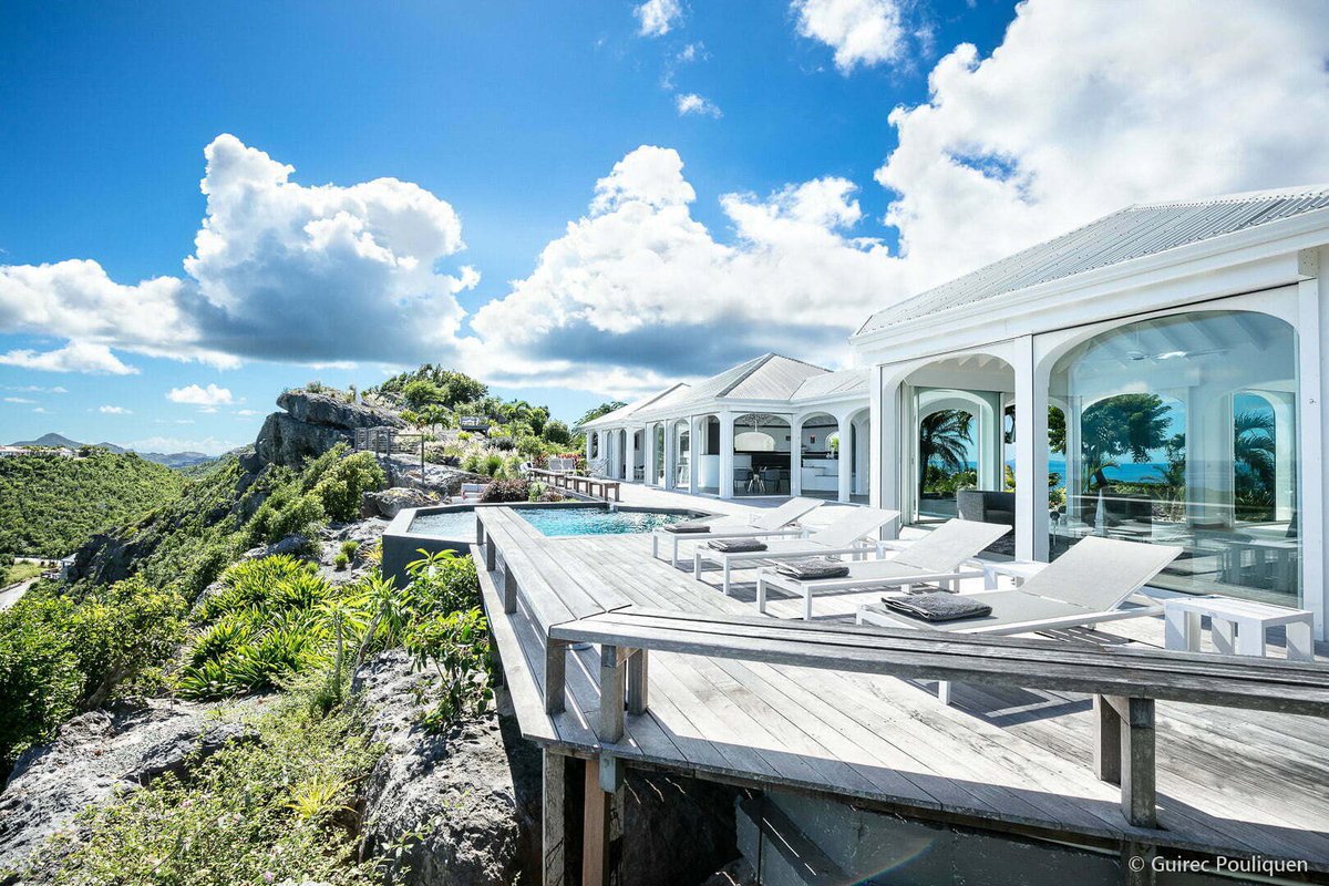 IKH_VILLAS's tweet image. FRANCE , SAINT BARTHS

VILLA 4 GUESTS 2 BATHROOMS 2 BEDROOMS

Price upon request Perched on the top of Colombier, it offers panoramic views on both sides of the island #saintbarthelemy #saintbarth #stbarth #sbh #stbarths #stbarts #caribbean #saintmartin #lemy #luxurytravel